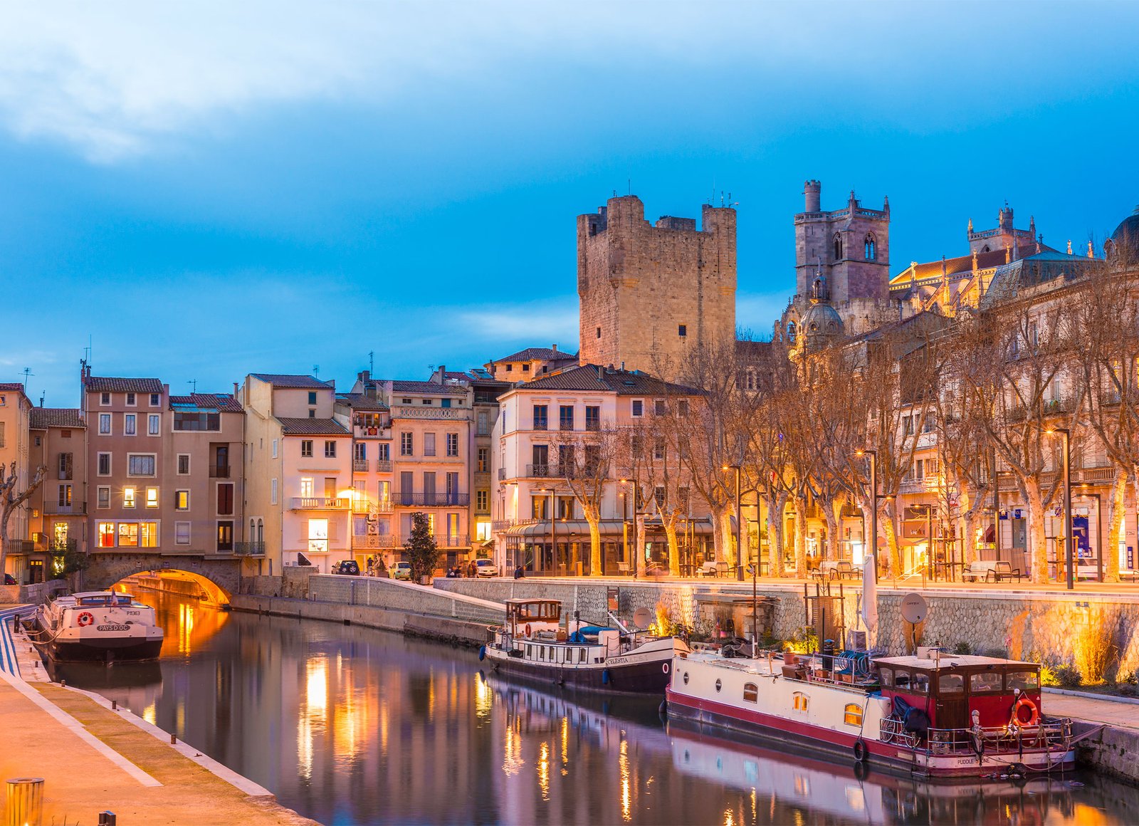 Narbonne — Canal de la Robine au crépuscule